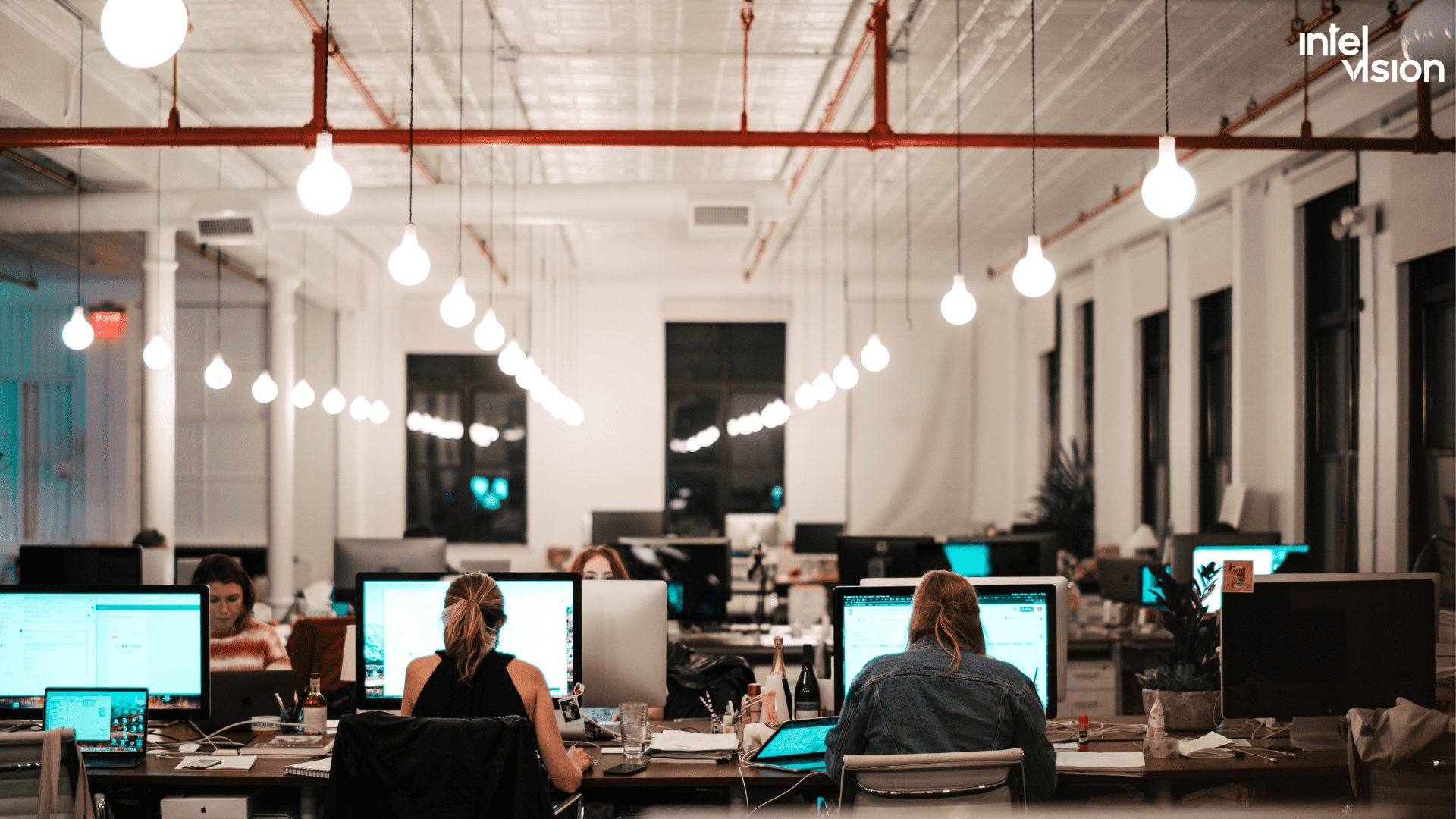 Intelvision arbeitet mit Projektmanagement